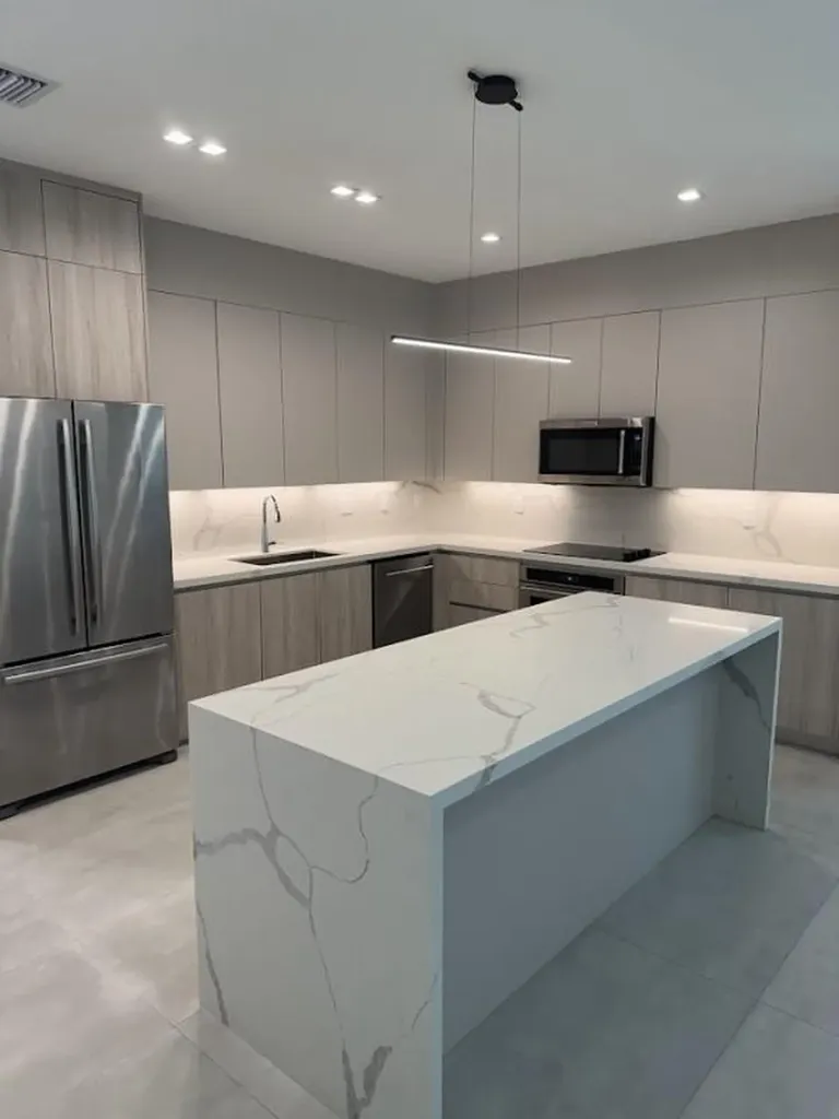 6820 SW 80th Street Miami FL 33143