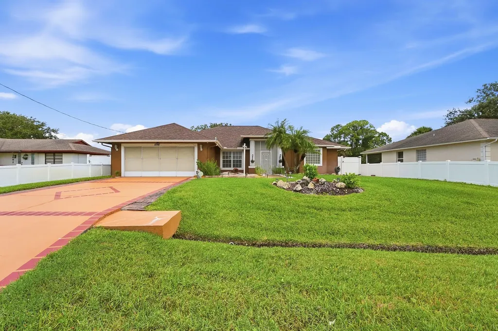 1098 SW Sudder Avenue Port St Lucie FL 34953