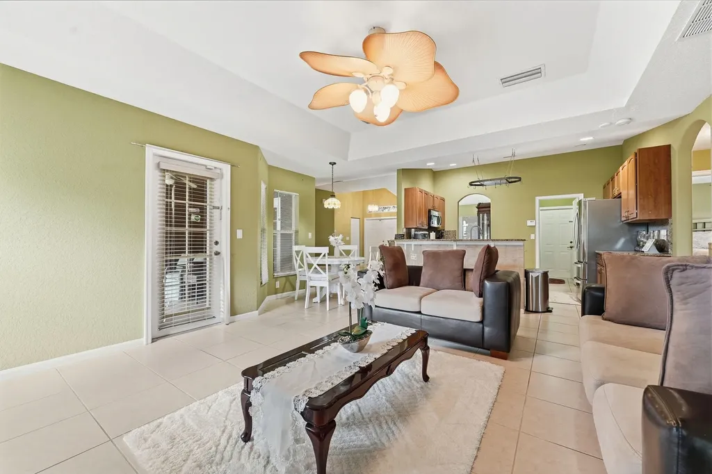 1098 SW Sudder Avenue Port St Lucie FL 34953