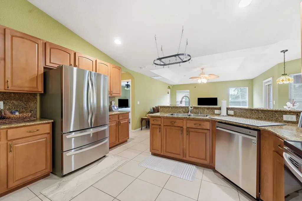 1098 SW Sudder Avenue Port St Lucie FL 34953