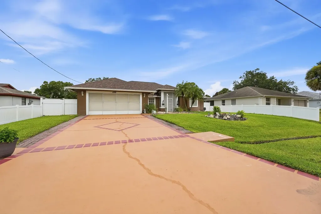 1098 SW Sudder Avenue Port St Lucie FL 34953