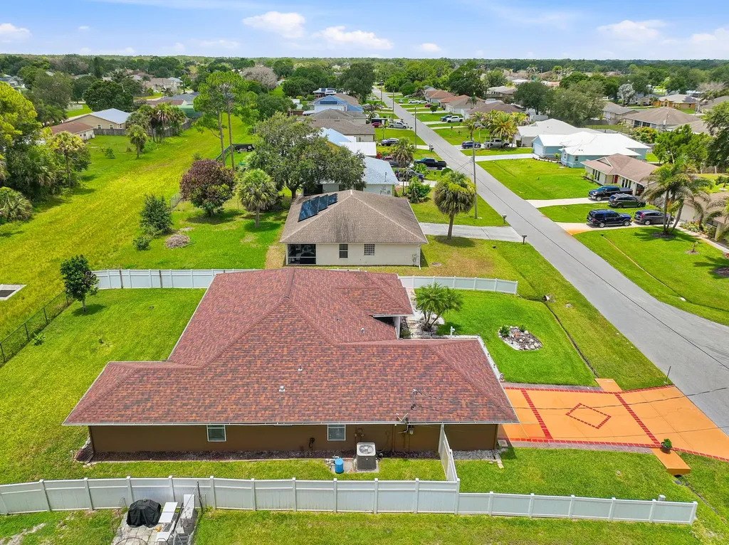 1098 SW Sudder Avenue Port St Lucie FL 34953
