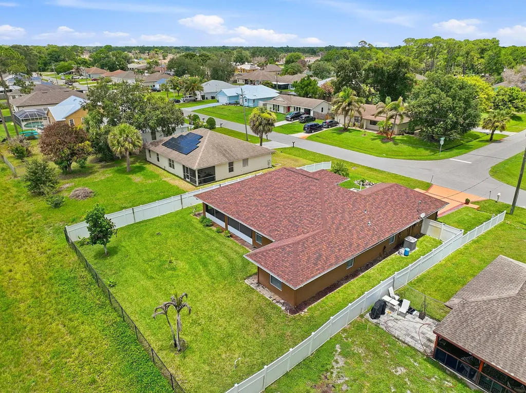 1098 SW Sudder Avenue Port St Lucie FL 34953