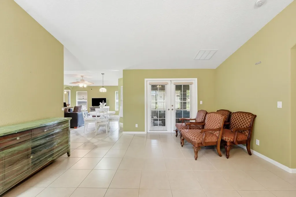1098 SW Sudder Avenue Port St Lucie FL 34953