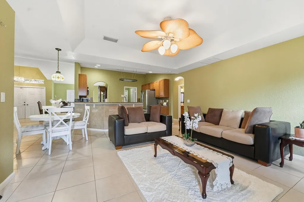 1098 SW Sudder Avenue Port St Lucie FL 34953