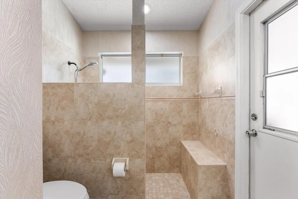 10327 NW 50th Street Coral Springs FL 33076