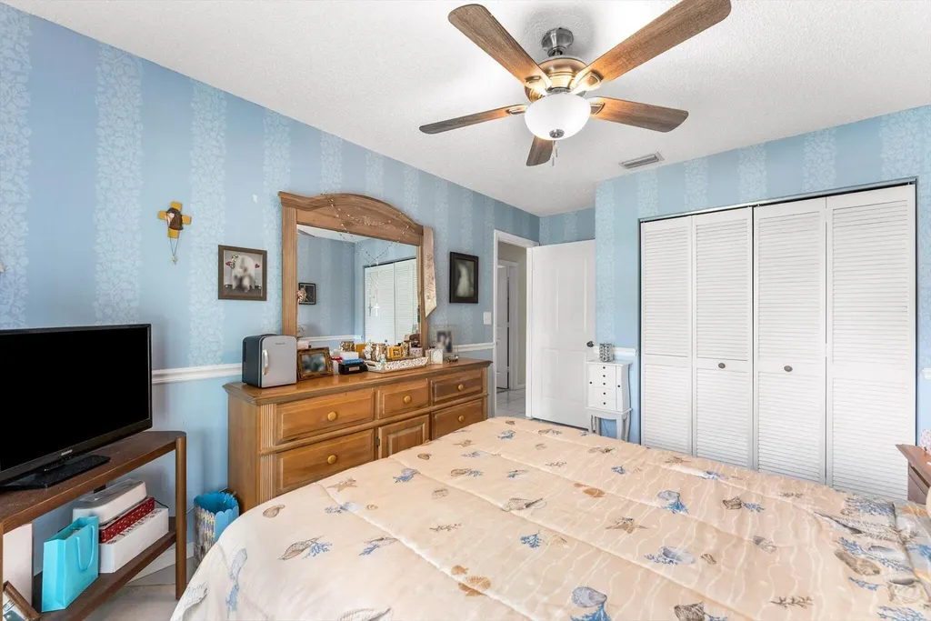 10327 NW 50th Street Coral Springs FL 33076