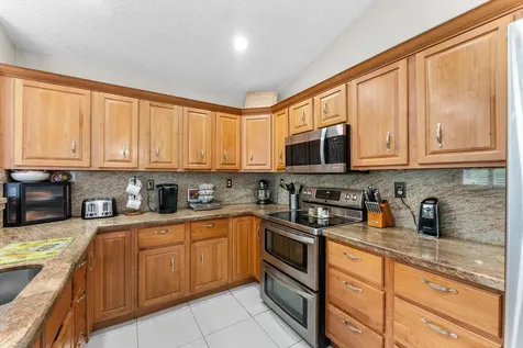 10327 NW 50th Street Coral Springs FL 33076