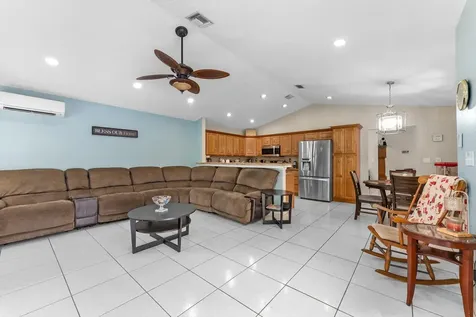 10327 NW 50th Street Coral Springs FL 33076