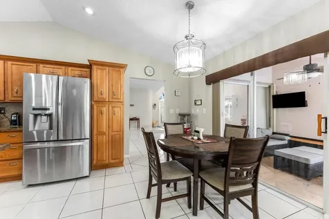 10327 NW 50th Street Coral Springs FL 33076