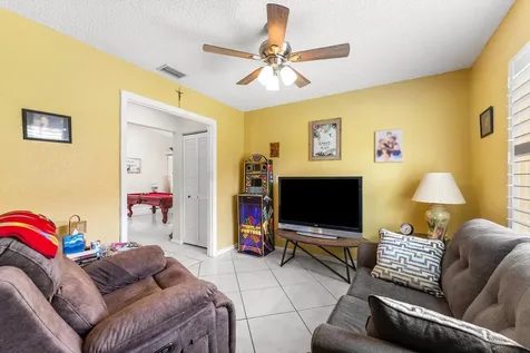 10327 NW 50th Street Coral Springs FL 33076
