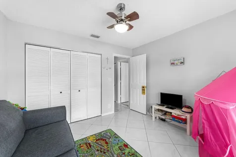 10327 NW 50th Street Coral Springs FL 33076
