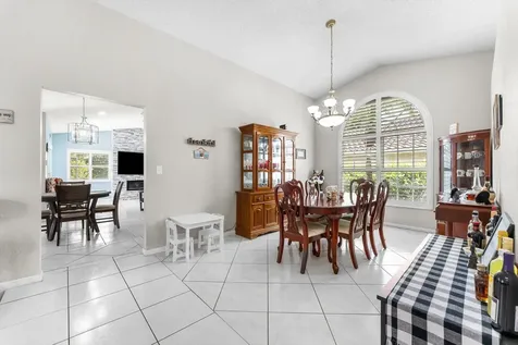 10327 NW 50th Street Coral Springs FL 33076