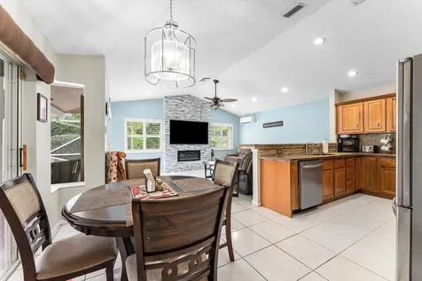 10327 NW 50th Street Coral Springs FL 33076