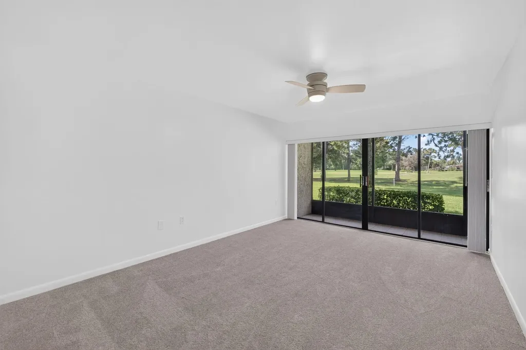9460 Meadowood Drive Fort Pierce FL 34951