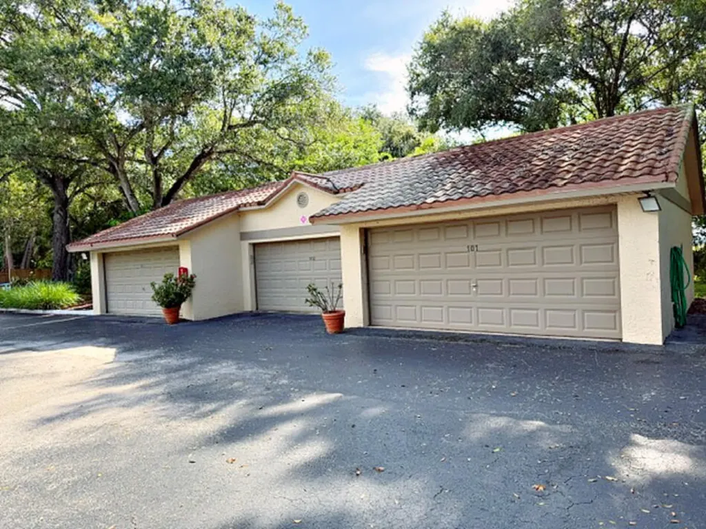 9460 Meadowood Drive Fort Pierce FL 34951