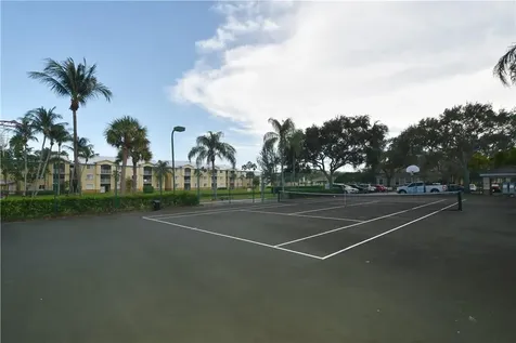 2640 S University Drive Davie FL 33328