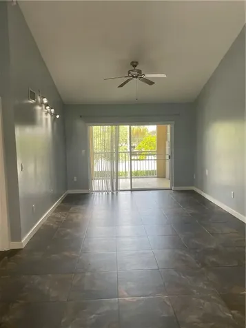 2640 S University Drive Davie FL 33328