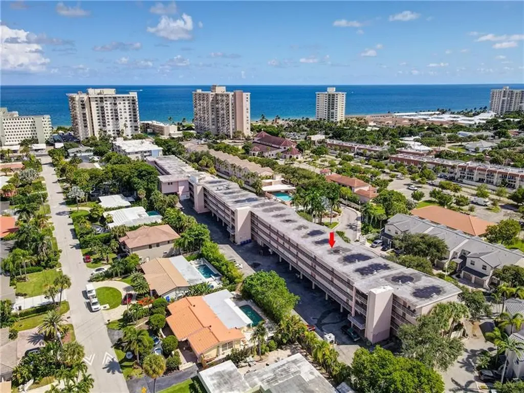 1967 S Ocean Boulevard Lauderdale By The Sea FL 33062