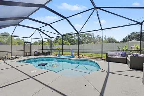 730 Old Country Road SE Palm Bay FL 32909
