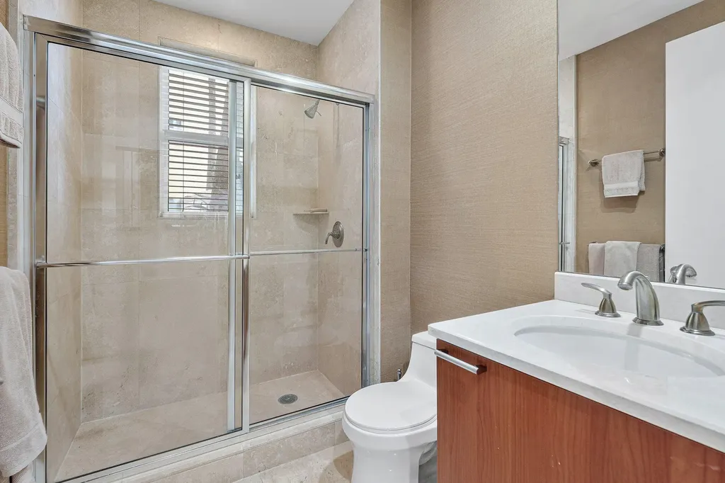 2640 Lake Shore Drive Riviera Beach FL 33404