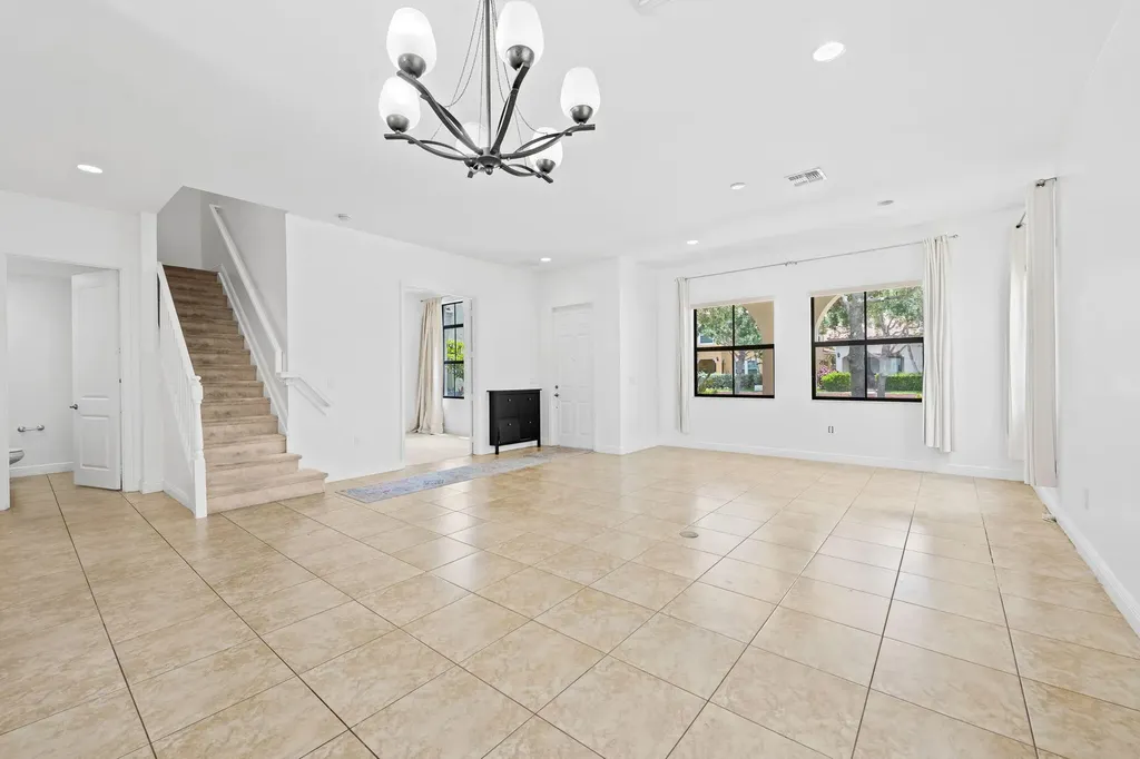 3171 NW 125th Avenue Sunrise FL 33323