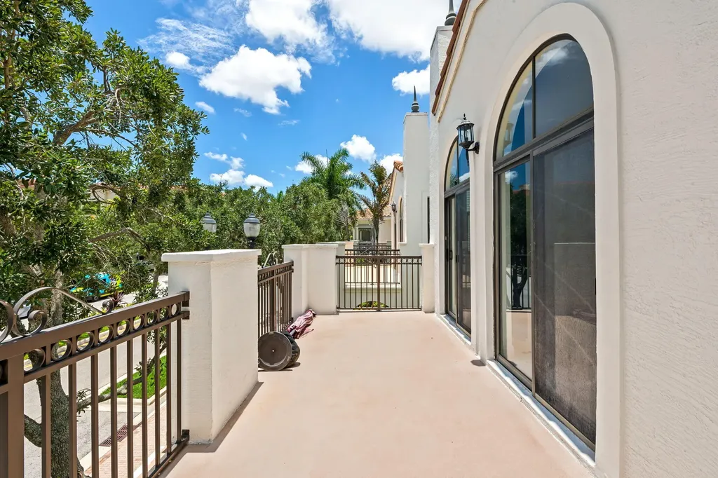 3171 NW 125th Avenue Sunrise FL 33323