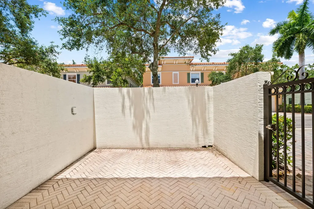 3171 NW 125th Avenue Sunrise FL 33323