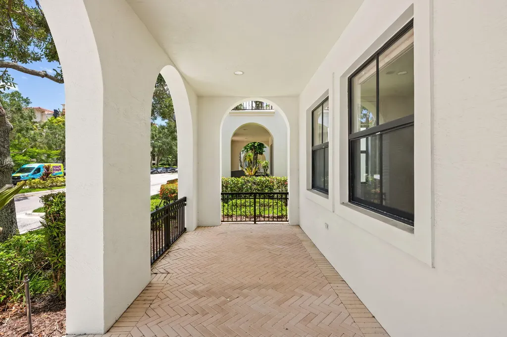 3171 NW 125th Avenue Sunrise FL 33323