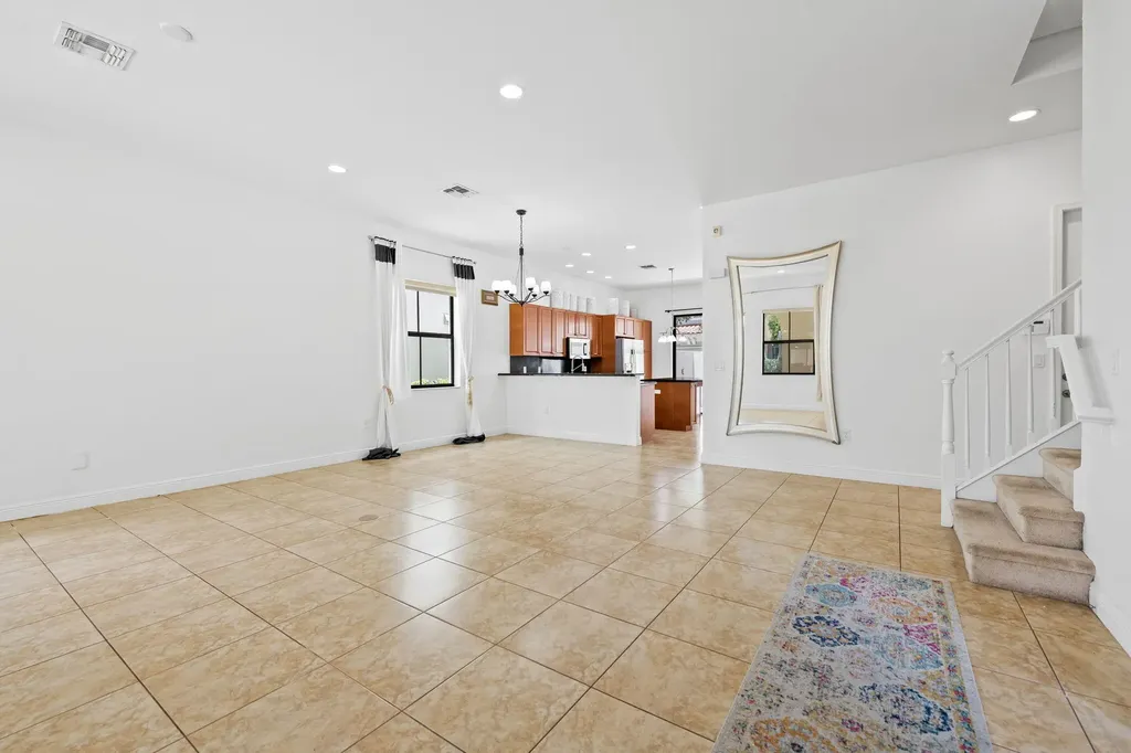 3171 NW 125th Avenue Sunrise FL 33323