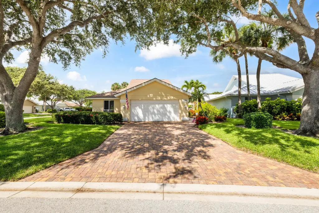 Jupiter FL, 224 Cape Pointe Circle