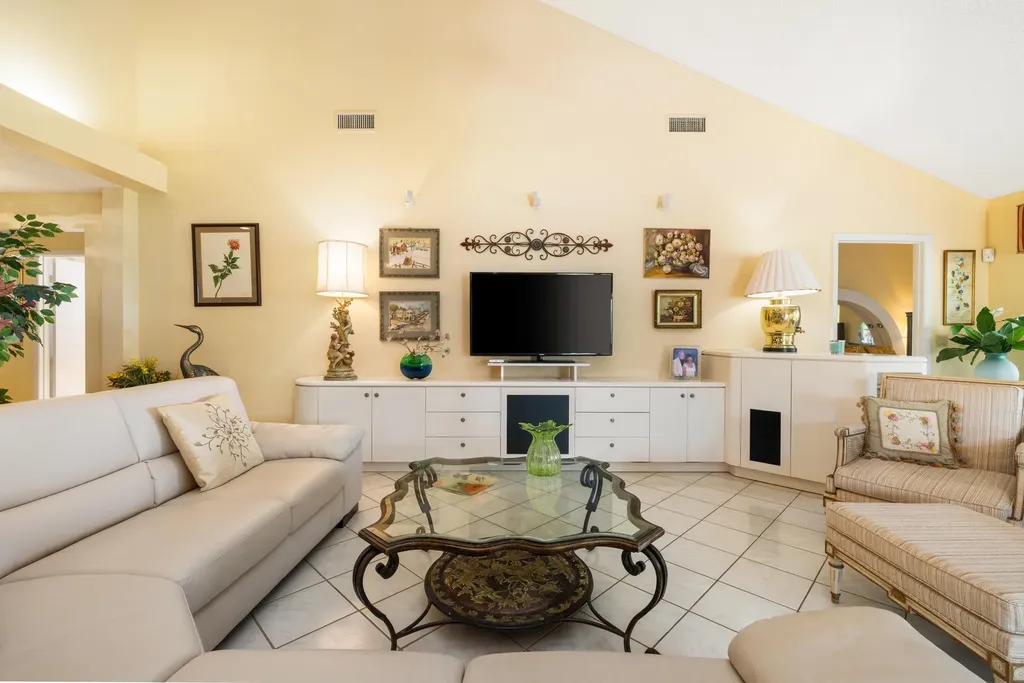 224 Cape Pointe Circle Jupiter FL 33477