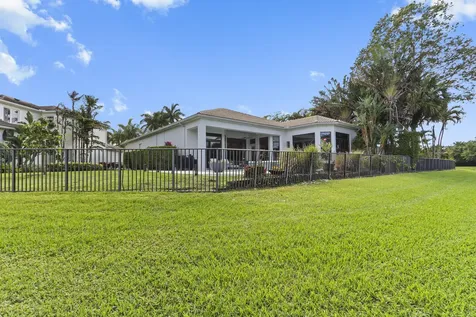 408 Vía Placita Palm Beach Gardens FL 33418