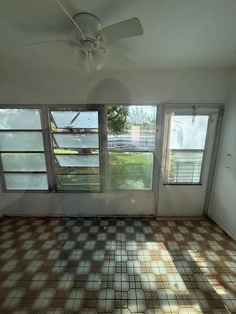 5750 NW 64th Avenue Tamarac FL 33319