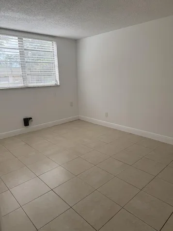 5750 NW 64th Avenue Tamarac FL 33319