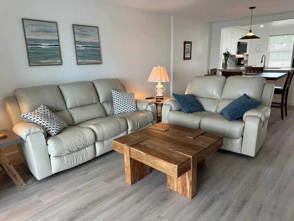 141 SE 3rd Avenue Dania Beach FL 33004