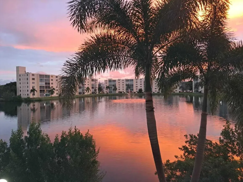 141 SE 3rd Avenue Dania Beach FL 33004