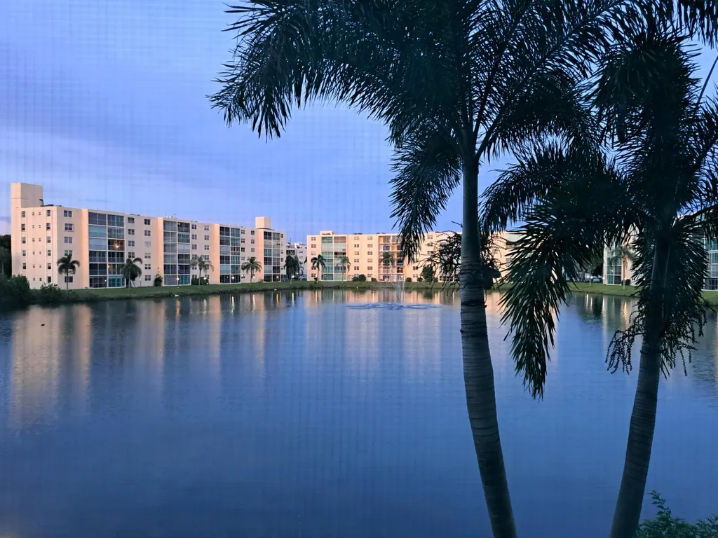 141 SE 3rd Avenue Dania Beach FL 33004