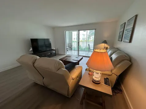 141 SE 3rd Avenue Dania Beach FL 33004