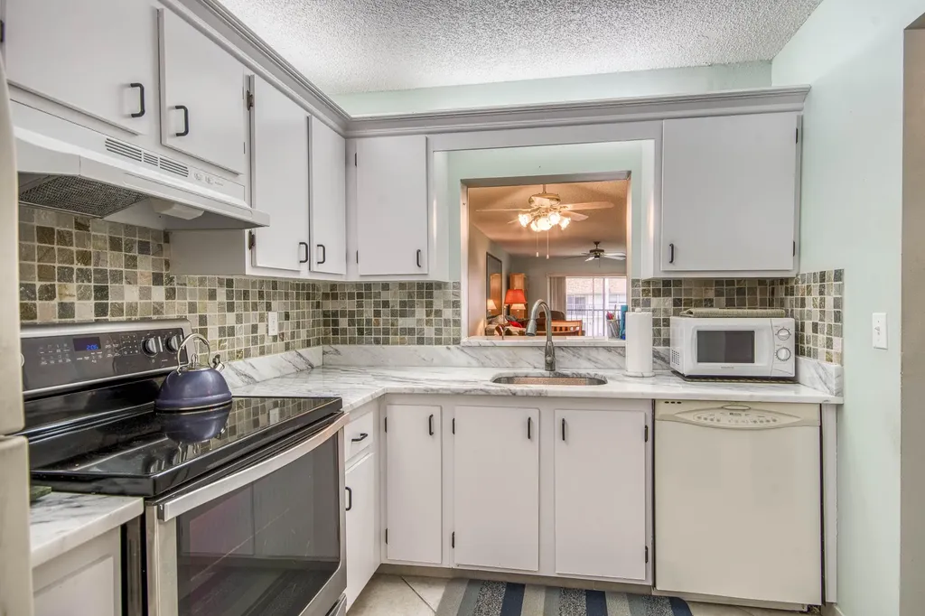 2945 SW 22nd Avenue Delray Beach FL 33445