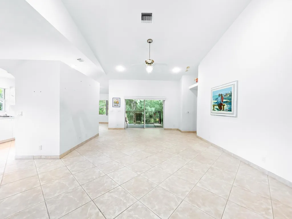 7880 Laina Lane Boynton Beach FL 33437