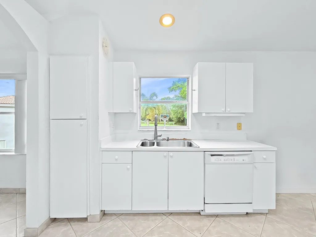 7880 Laina Lane Boynton Beach FL 33437