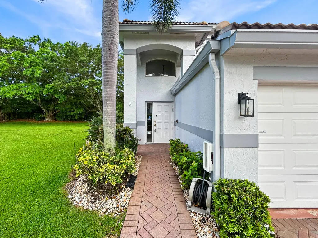 7880 Laina Lane Boynton Beach FL 33437