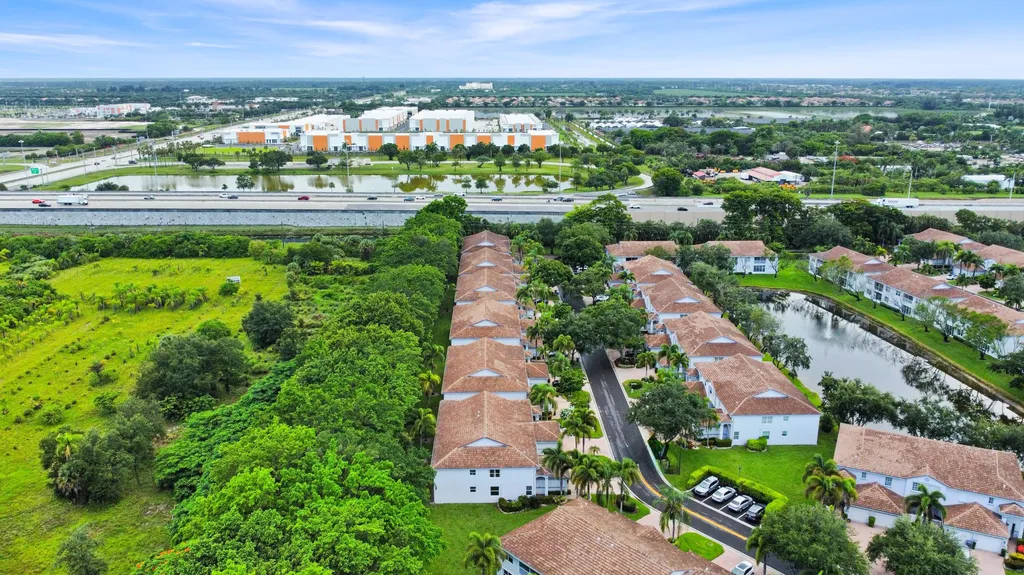 7880 Laina Lane Boynton Beach FL 33437