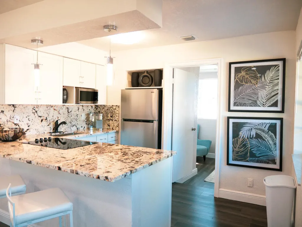 702 SW 1st Street Delray Beach FL 33444