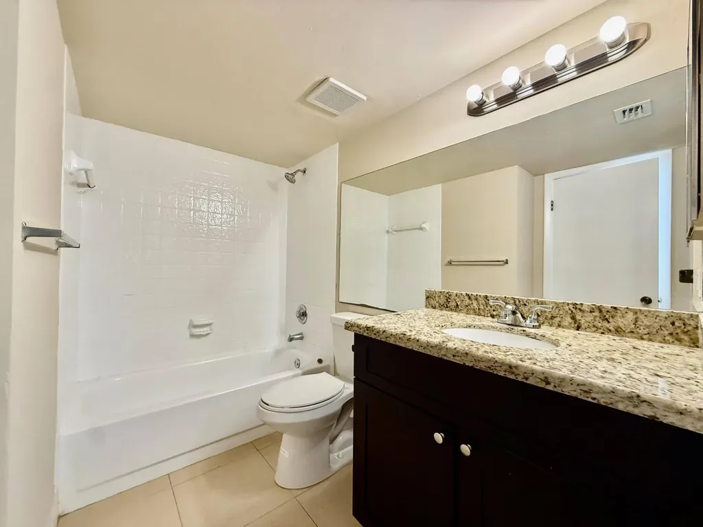 9901 Westview Drive Coral Springs FL 33076