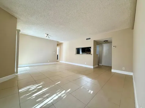 9901 Westview Drive Coral Springs FL 33076
