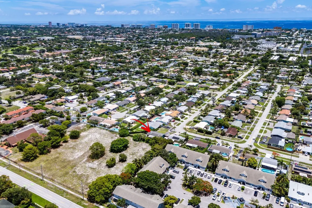 301 SE 3rd Street Deerfield Beach FL 33441
