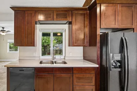 301 SE 3rd Street Deerfield Beach FL 33441