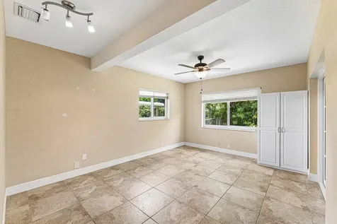 301 SE 3rd Street Deerfield Beach FL 33441